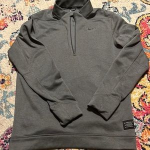Mens half zip w/ warm inside!